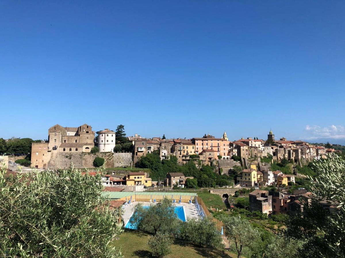 Le Rocce Bed & Breakfast *