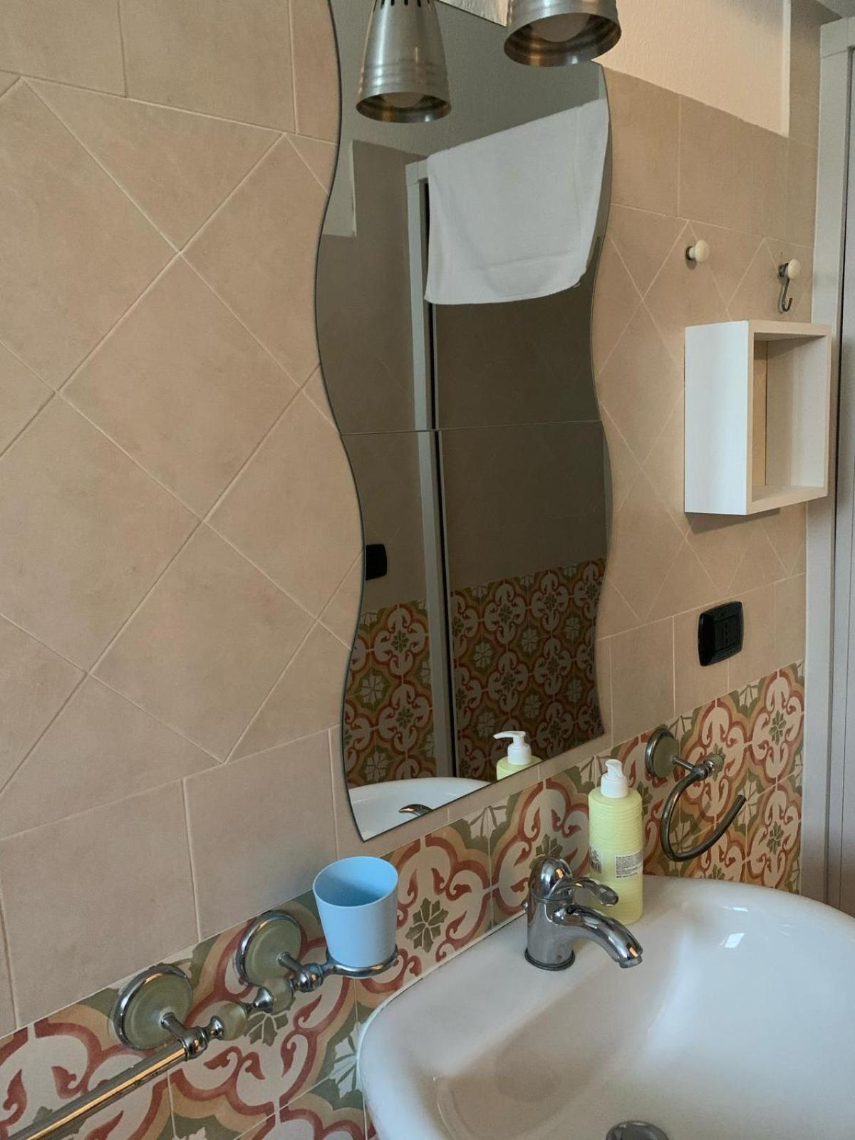Le Rocce Bed & Breakfast SantʼAgata deʼ Goti