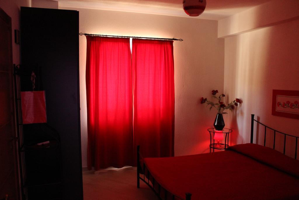 Le Rocce Bed & Breakfast *